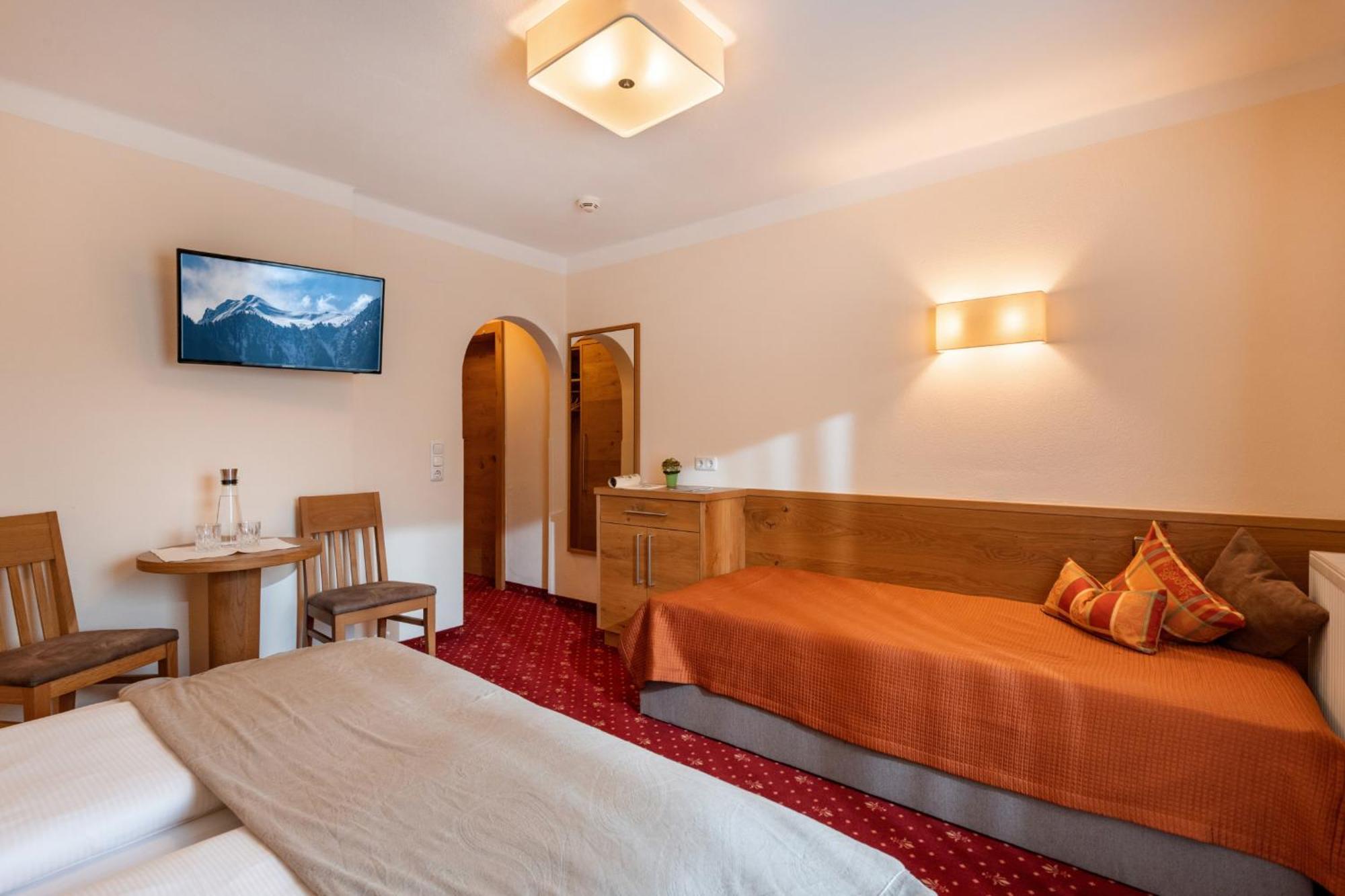 Hotel Garni Birkenhof Mayrhofen Esterno foto